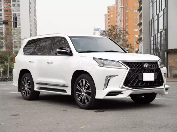 Lexus LX 570 MBS 2019 - Lexus LX 570 Super Sport MBS sx2019 nhập Trung Đông, chạy 6,9 vạn siêu mới