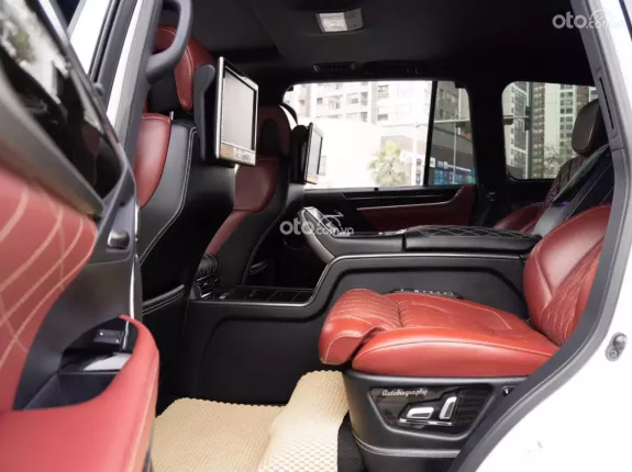 Lexus LX 570 MBS 2019 - Lexus LX 570 Super Sport MBS sx2019 nhập Trung Đông, chạy 6,9 vạn siêu mới