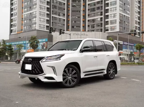Lexus LX 570 MBS 2019 - Lexus LX 570 Super Sport MBS sx2019 nhập Trung Đông, chạy 6,9 vạn siêu mới