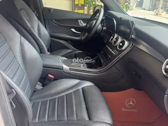 Mercedes-Benz GLC 300 4Matic 2021 - GLC300 2021