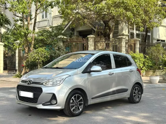 Hyundai Grand i10 Hatchback 1.2 AT 2018 - Nhỏ Gọn