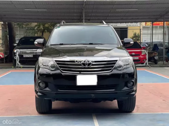Toyota Fortuner 2.7 V 4X4 AT 2013 - 7 Chỗ Gầm Cao