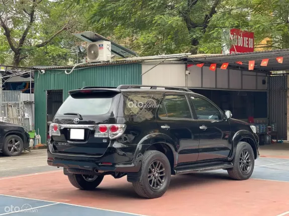 Toyota Fortuner 2.7 V 4X4 AT 2013 - 7 Chỗ Gầm Cao