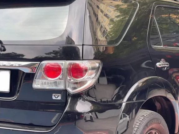 Toyota Fortuner 2.7 V 4X4 AT 2013 - 7 Chỗ Gầm Cao