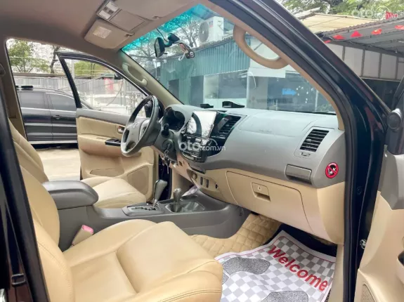 Toyota Fortuner 2.7 V 4X4 AT 2013 - 7 Chỗ Gầm Cao