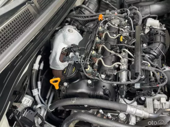 Kia Sedona 2.2 Luxury 2018 - Dịch vụ quá hợp