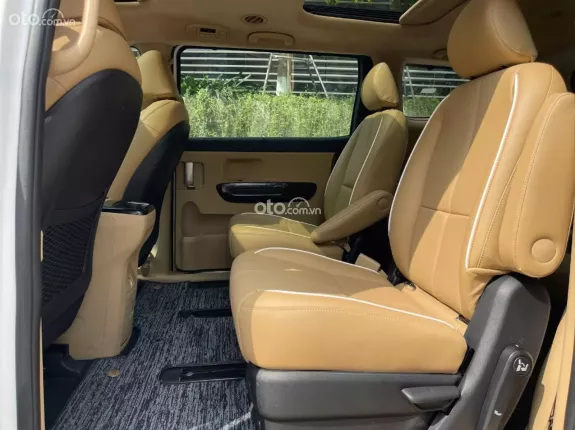 Kia Sedona 2.2 Luxury 2018 - Dịch vụ quá hợp
