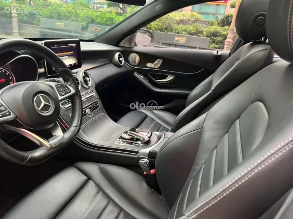 Mercedes-Benz GLC 300 2015 - Xe bản full cực đẹp