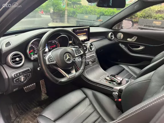 Mercedes-Benz GLC 300 2015 - Xe bản full cực đẹp