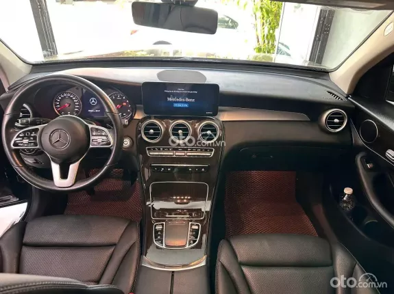 Mercedes-Benz GLC 200 4Matic 2021 - Xe đẹp full lịch sử hãng