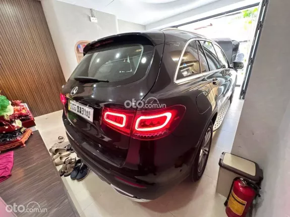 Mercedes-Benz GLC 200 4Matic 2021 - Xe đẹp full lịch sử hãng