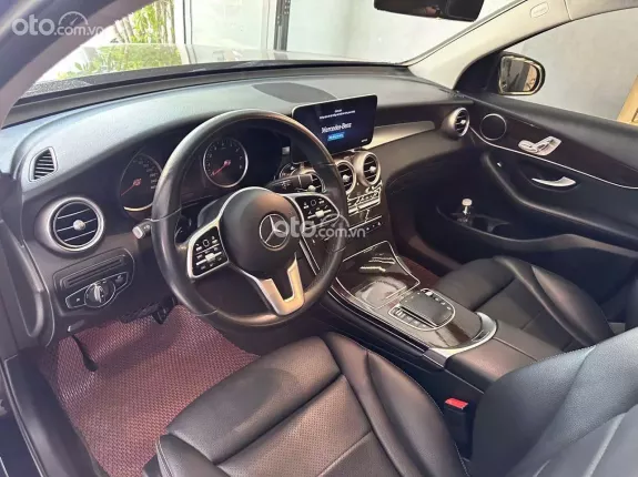 Mercedes-Benz GLC 200 4Matic 2021 - Xe đẹp full lịch sử hãng