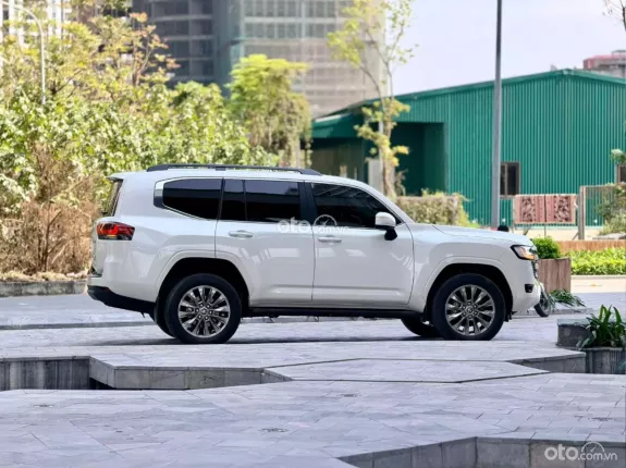 Toyota Land Cruiser V6 3.5L TURBO 2023 - Xe lăn bánh 2,8v