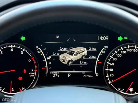 Toyota Land Cruiser V6 3.5L TURBO 2023 - Xe lăn bánh 2,8v