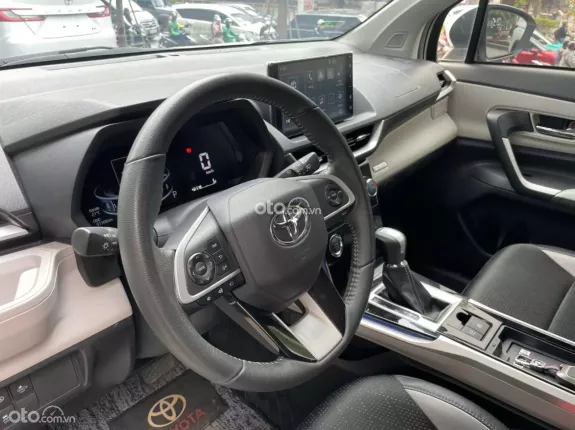 Toyota Veloz Cross 1.5 CVT TOP 2025 - Hỗ trợ tối đa mọi thủ tục, giá cực tốt