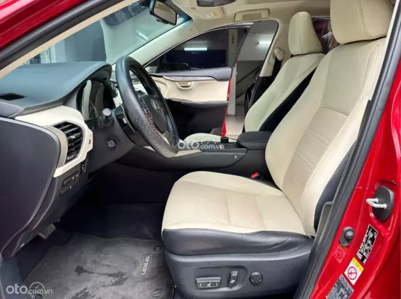 Lexus NX 300 T 2017 - Giá tốt sang tên ngay, xe biển HN 1 chủ