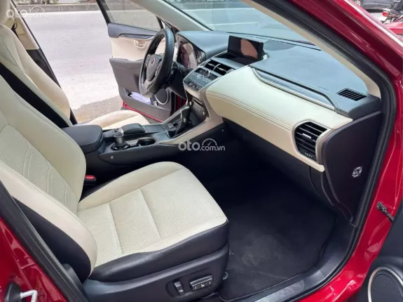 Lexus NX 300 T 2017 - Giá tốt sang tên ngay, xe biển HN 1 chủ