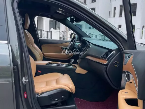 Volvo XC90 2.0 Excellence AT 4WD 2017 - Xe zin nguyên bản theo hãng