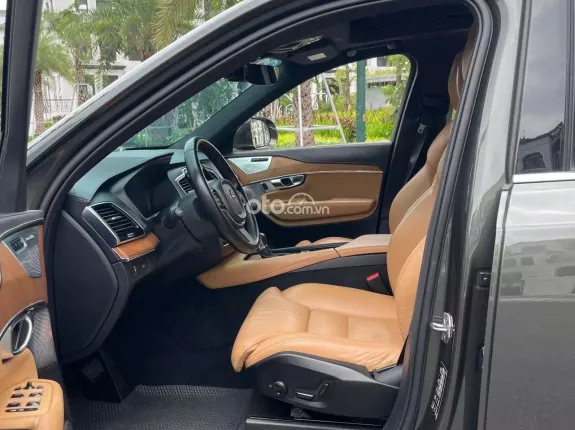 Volvo XC90 2.0 Excellence AT 4WD 2017 - Xe zin nguyên bản theo hãng
