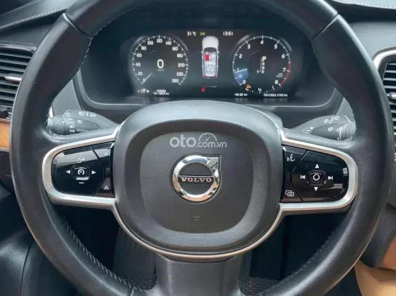 Volvo XC90 2.0 Excellence AT 4WD 2017 - Xe zin nguyên bản theo hãng