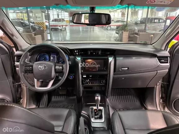 Toyota Fortuner 2.4G 4x2 AT  2023 - BH chính hãng Toyota Sure