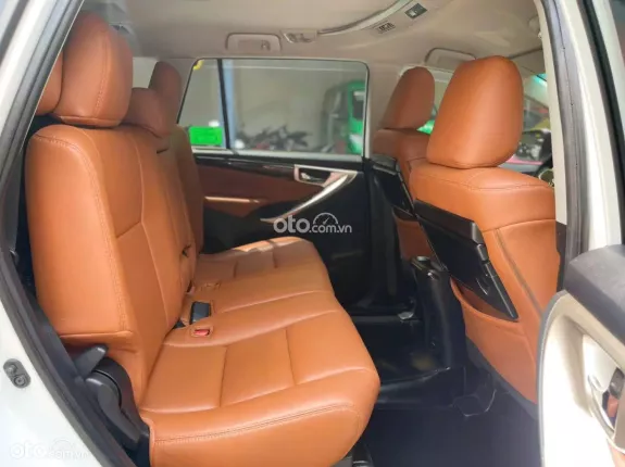 Toyota Innova 2.0G 2022 - Xe siêu mới đẹp, cần bán gấp