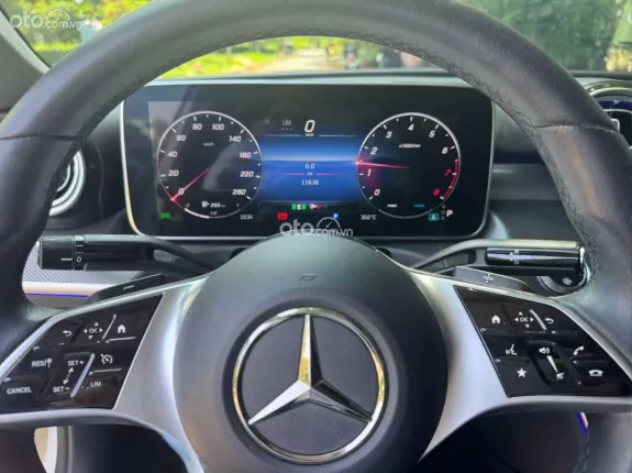 Mercedes-Benz C200 Avantgarde 2023 - Mercedes C200 Avantgarde 2023 siêu lướt cực đẹp
