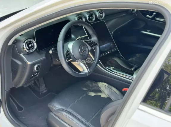 Mercedes-Benz C200 Avantgarde 2023 - Mercedes C200 Avantgarde 2023 siêu lướt cực đẹp