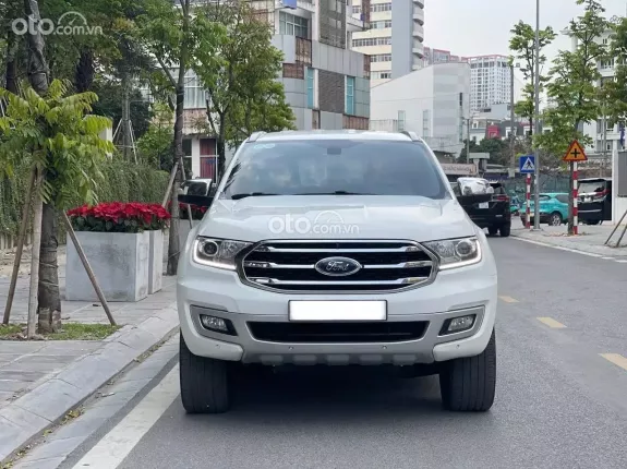 Ford Everest Titanium 2.0 AT 4x2 2019 - Rất mới