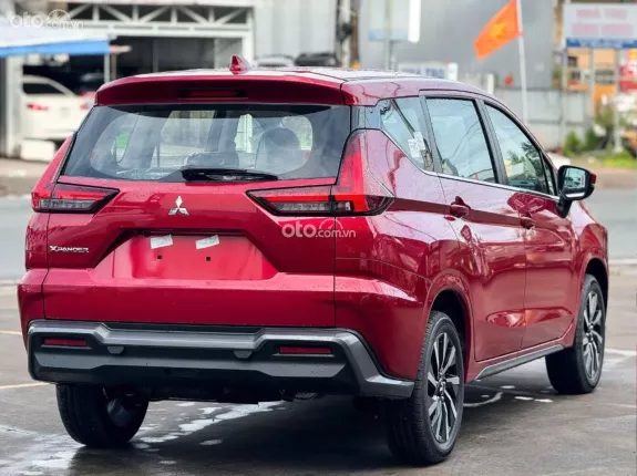 Mitsubishi Xpander AT Premium 2025 - Sẵn đỏ, xả kho - giao ngay