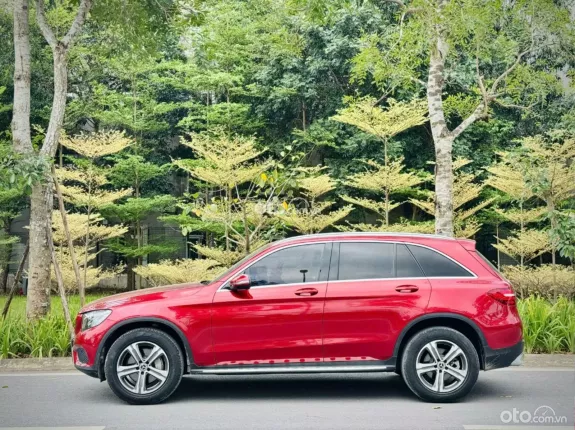 Mercedes-Benz GLC 250 4Matic 2017 - Hỗ trợ trả góp, đổi xe, định giá miễn phí