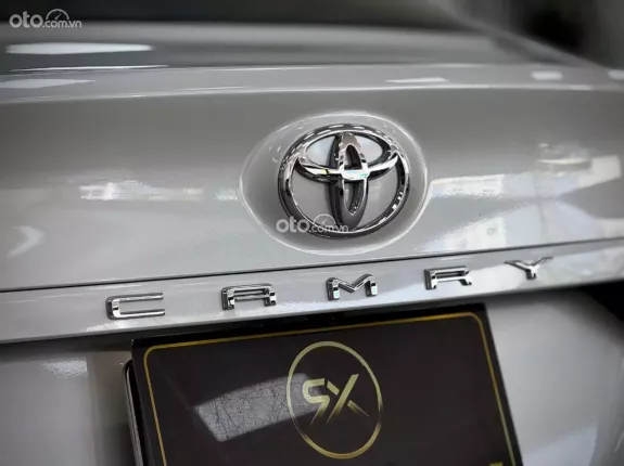 Toyota Camry 2.0Q 2023 - Hỗ trợ vay ngân hàng tối đa 60-70% với lãi suất tốt nhất
