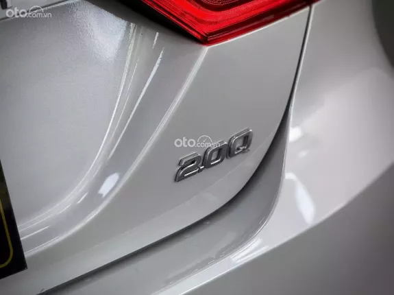 Toyota Camry 2.0Q 2023 - Hỗ trợ vay ngân hàng tối đa 60-70% với lãi suất tốt nhất