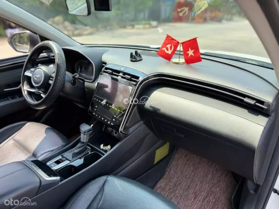 Hyundai Tucson 2.0 Tiêu chuẩn 2024 - Xe đẹp bản tiêu chuẩn, chủ giữ gìn