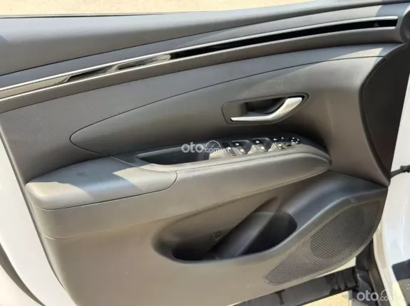 Hyundai Tucson 2.0 Tiêu chuẩn 2024 - Xe đẹp bản tiêu chuẩn, chủ giữ gìn