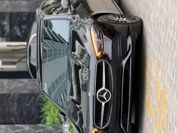 Mercedes-Benz C200 Avantgarde Plus 2022 - Xe đăng ký lần đầu 2023, siêu lướt