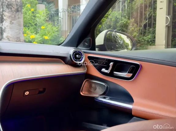 Mercedes-Benz C200 Avantgarde Plus 2022 - Mercedes C200 Avantgarde Plus 2022 lướt nhẹ cực đẹp