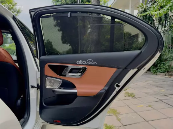 Mercedes-Benz C200 Avantgarde Plus 2022 - Mercedes C200 Avantgarde Plus 2022 lướt nhẹ cực đẹp