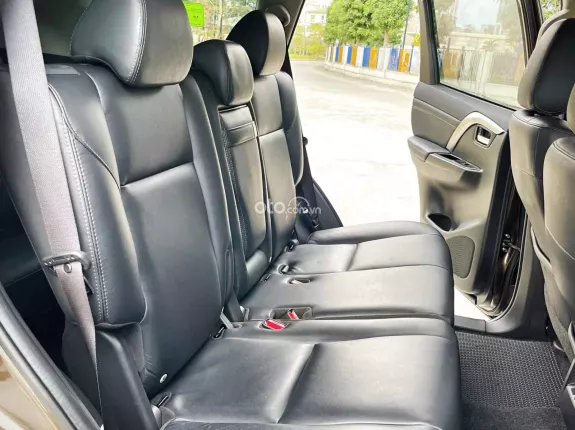 Mitsubishi Pajero Sport D 4x2 AT 2020 - SIÊU CỌP