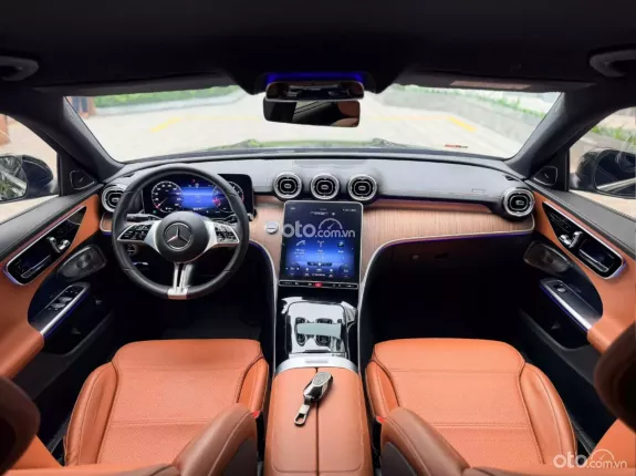 Mercedes-Benz C200 Avantgarde Plus 2022 - Xe đăng ký lần đầu 2023, siêu lướt
