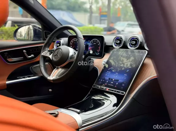 Mercedes-Benz C200 Avantgarde Plus 2022 - Xe đăng ký lần đầu 2023, siêu lướt