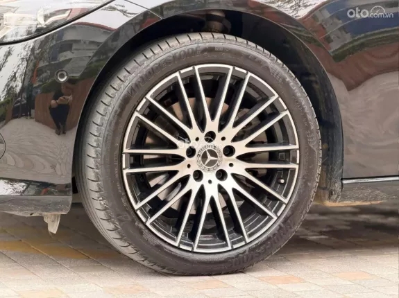 Mercedes-Benz C200 Avantgarde Plus 2022 - Xe đăng ký lần đầu 2023, siêu lướt