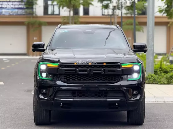 Ford Everest Titanium 2.0 AT 4x2 2023 - Xe đẹp full bảo dưỡng hãng