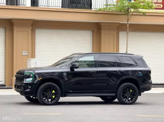 Ford Everest Titanium 2.0 AT 4x2 2023 - Xe đẹp full bảo dưỡng hãng