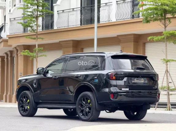 Ford Everest Titanium 2.0 AT 4x2 2023 - Xe đẹp full bảo dưỡng hãng