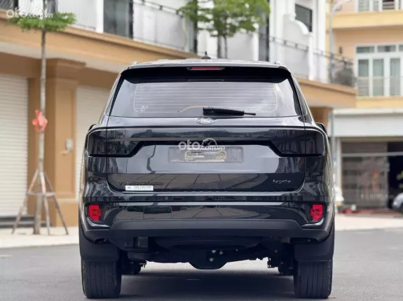 Ford Everest Titanium 2.0 AT 4x2 2023 - Xe đẹp full bảo dưỡng hãng