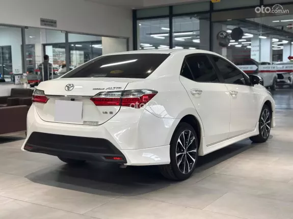 Toyota Corolla Altis 1.8 G 2021 - Odo chuẩn 5v cực đẹp