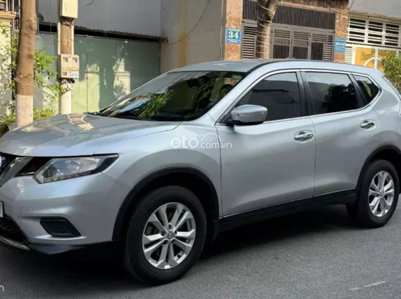 Nissan X trail 2.0 2WD 2016 - 7 chỗ