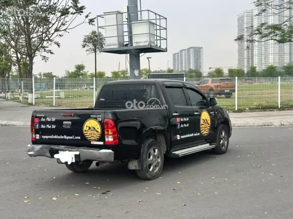 Toyota Hilux 2.5E 4x2 MT 2009 - Toyota Hilux 2.5 4x2 MT 2009