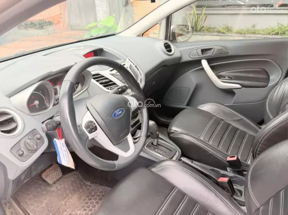 Ford Fiesta 1.6 AT 2012 - XE 5 CHỖ CHÍNH HÃNG_BẢO DƯỠNG ĐẦY ĐỦ _PHÙ HỢP GIA ĐÌNH NHỎ